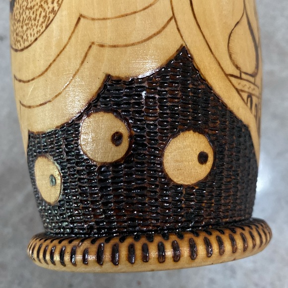 Vintage and Signed 1992 Russian nesting dolls - Picture 9 of 12